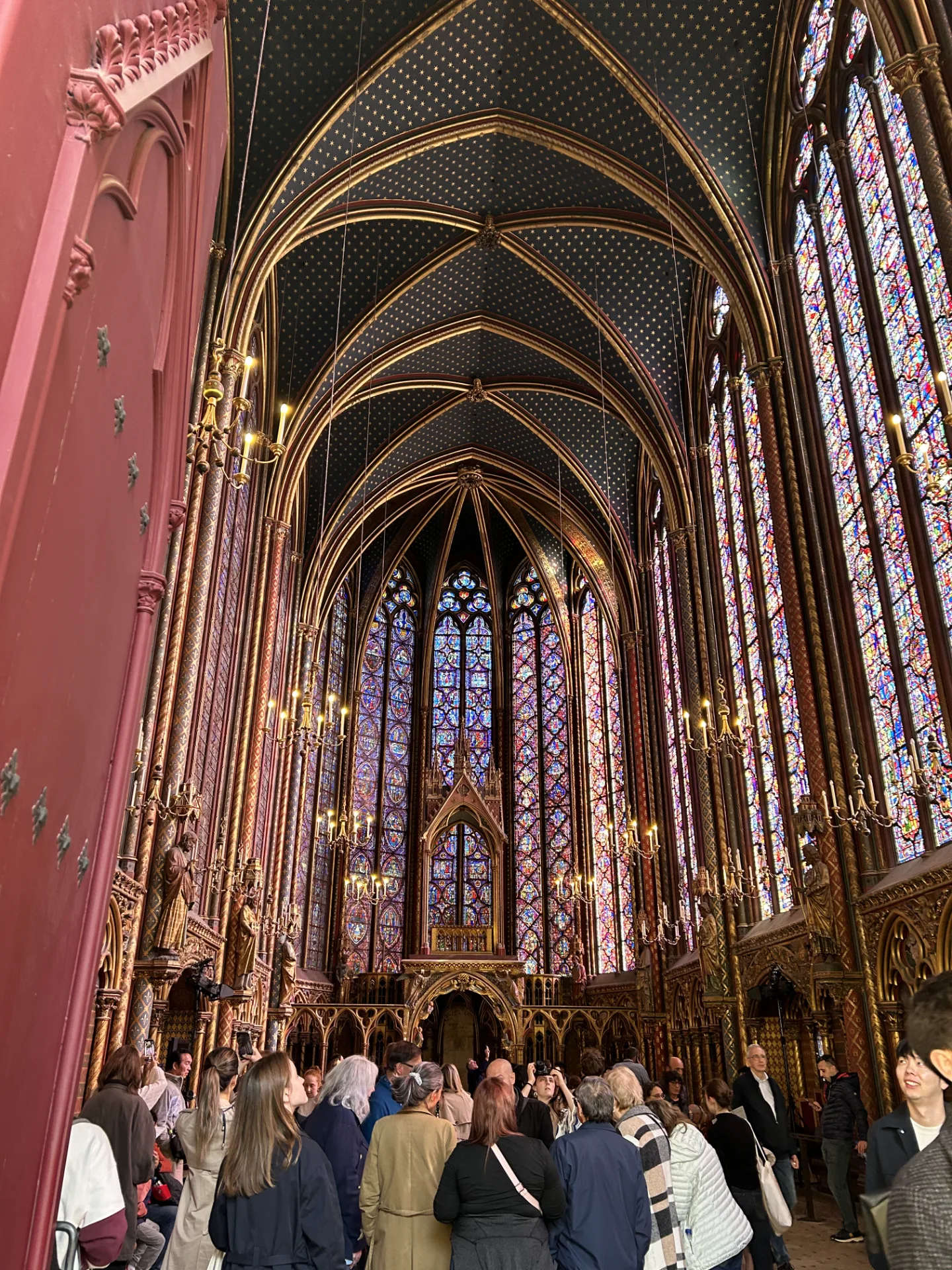 Île de la Cité & Notre-Dame Walking Tour